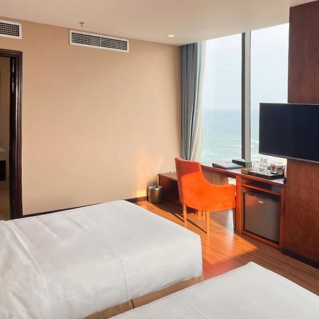 Yarra Ocean Suites Danang Eksteriør billede