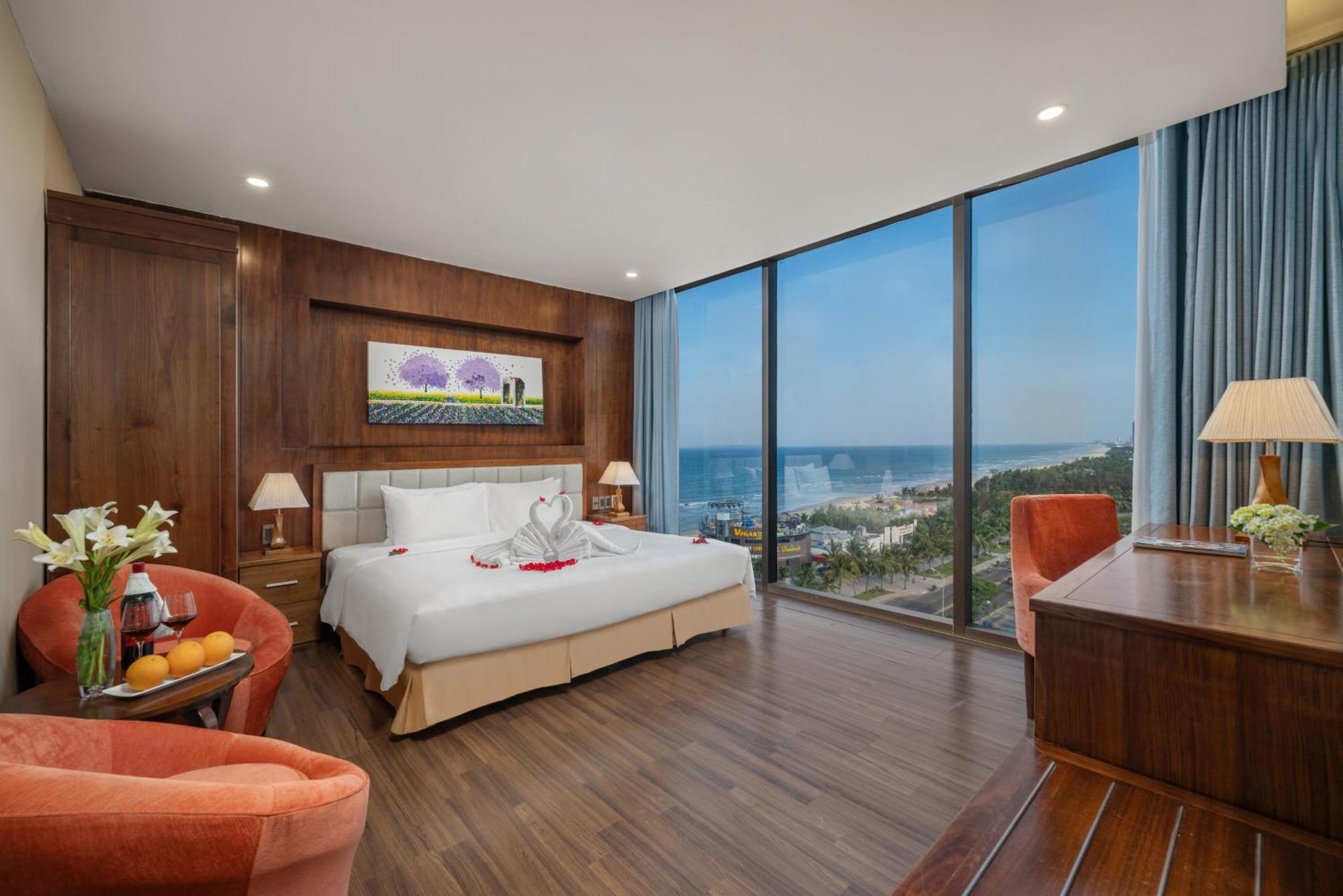 Yarra Ocean Suites Danang Eksteriør billede