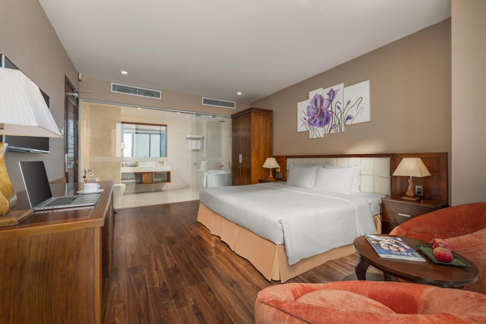 Yarra Ocean Suites Danang Eksteriør billede