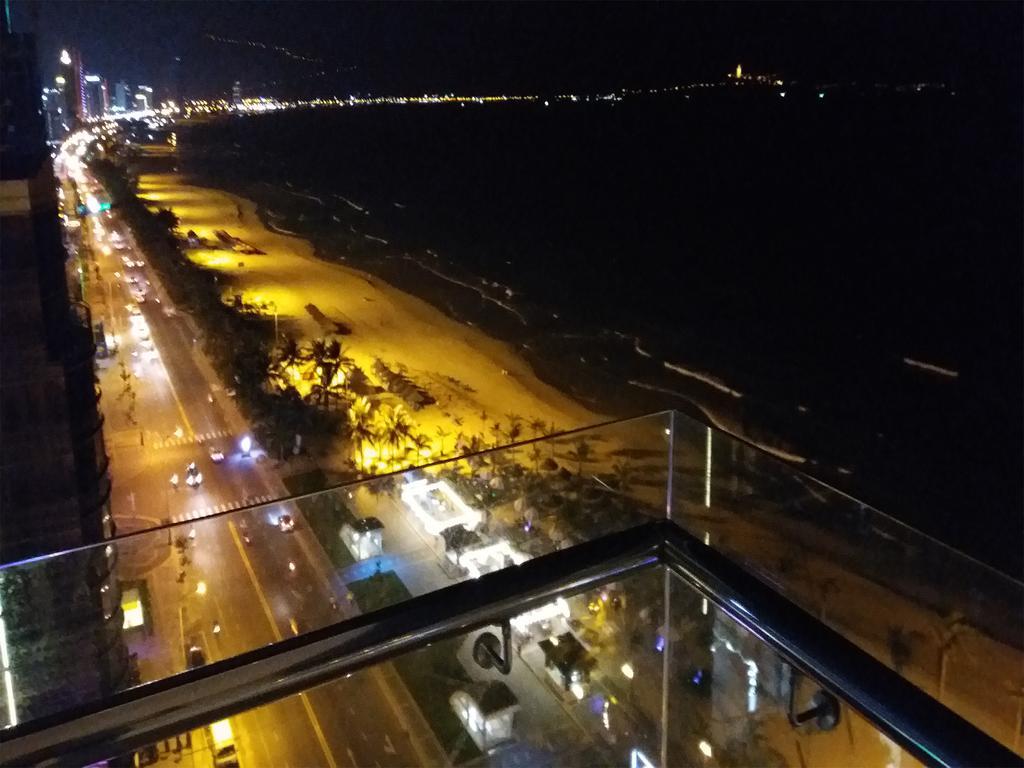 Yarra Ocean Suites Danang Eksteriør billede